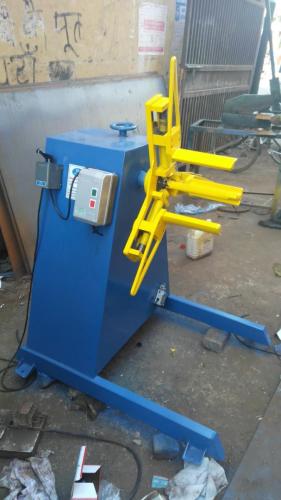 BEVEL GEAR TYPE MOTORIZED DECOILER