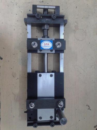 plunger-type-pneumatic-air-feeder-03