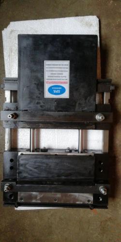 push-pull-pneumatic-air-feeder-02