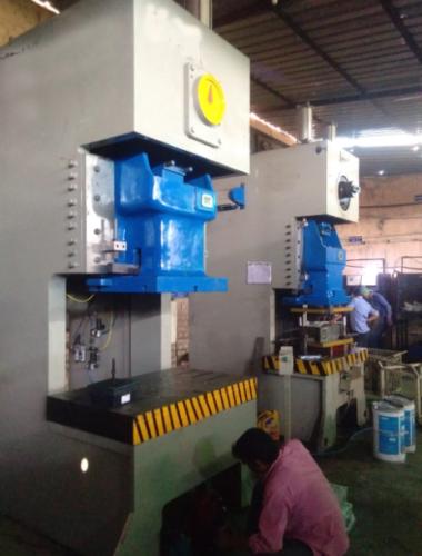 200-TONNE-POWER-PRESS-01