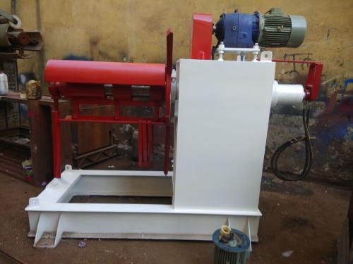 RECOILER MACHINE